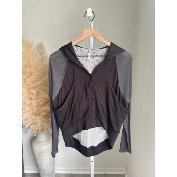 ⭐️ 3/$20 Free People Cocoon Hoodie XS Black Cardigan Coatigan Hi Low Metallic - Picture 1 of 8
